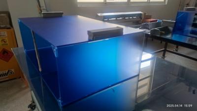 漸變色亞克力展臺(tái)12